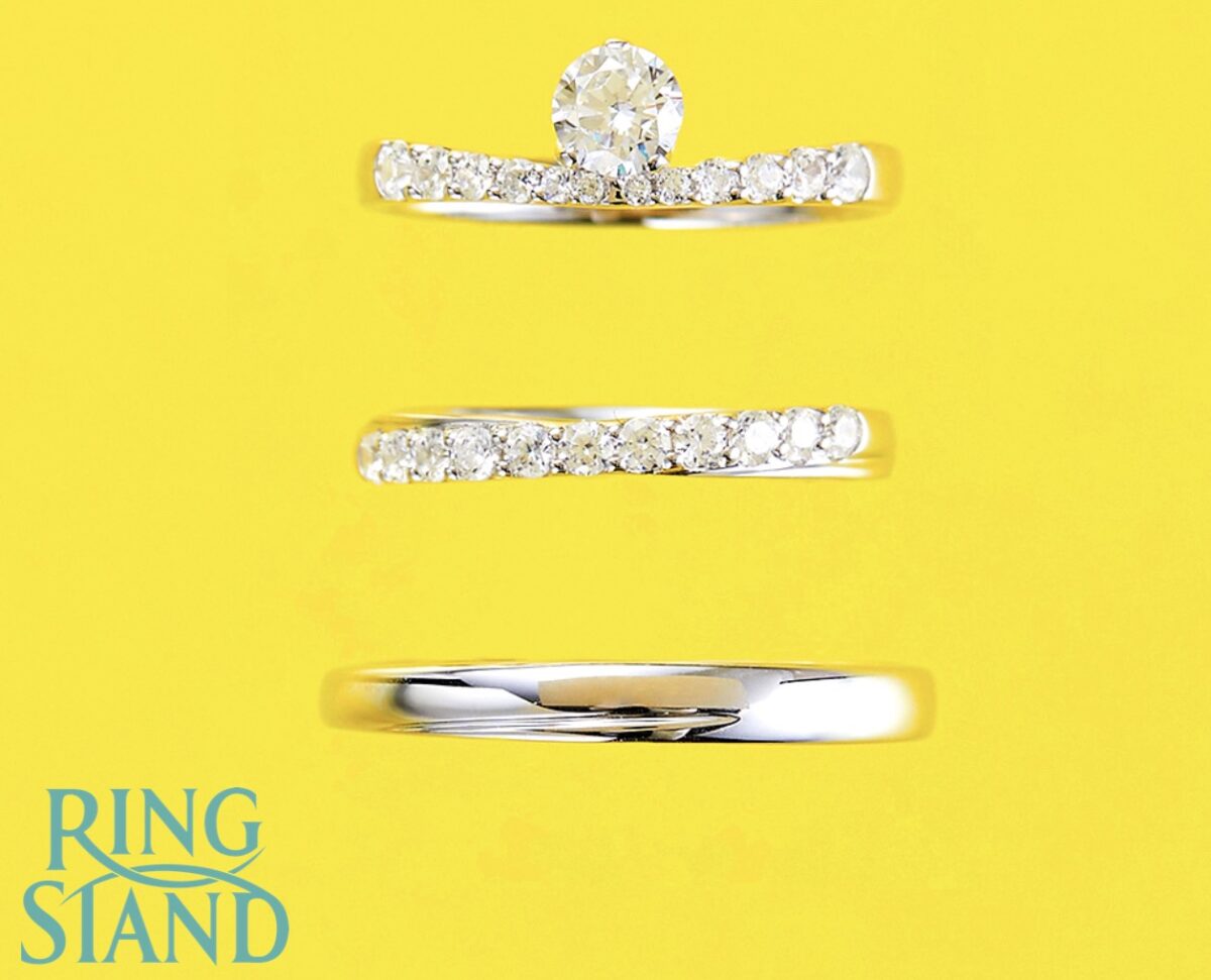 シンプルゴージャスな結婚指輪と婚約指輪
